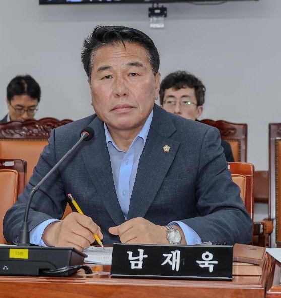 지방의회 출석률도 공개된다…창원시의회, 행동강령 손질