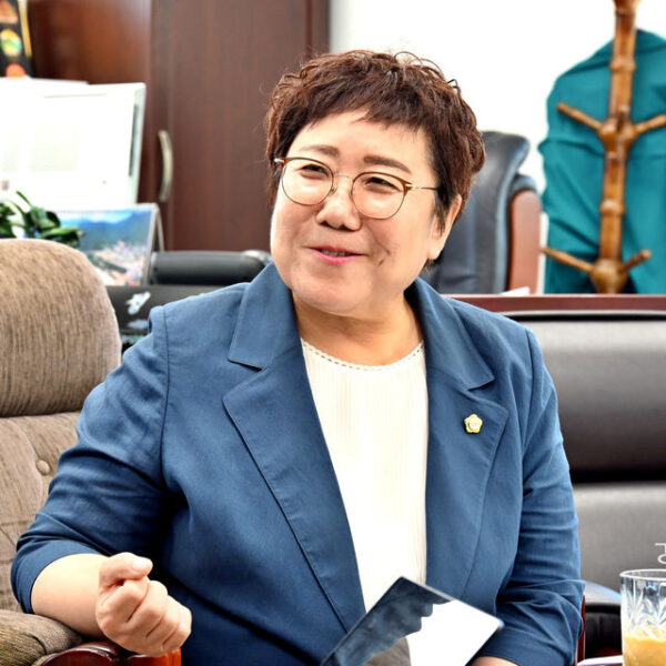 [인터뷰] 소통 리더십 정영란 의장, ‘최초’ 타이틀보다 ‘이것’ 중요