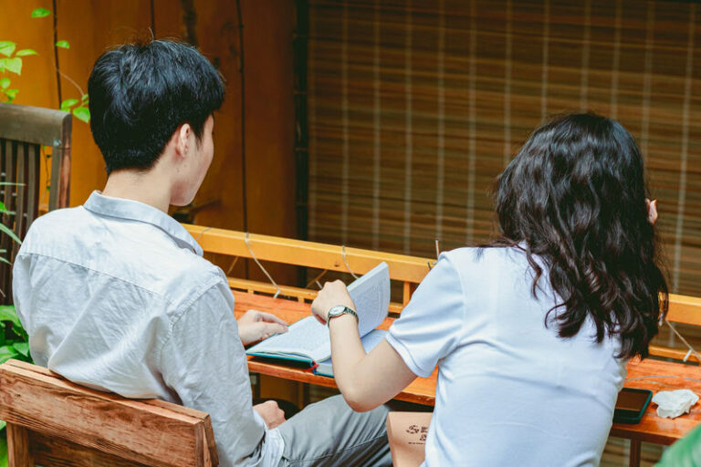 [이슈] 스마트폰 없는 교실, 득일까 실일까? 인권위는 왜 입장 바꿨나
