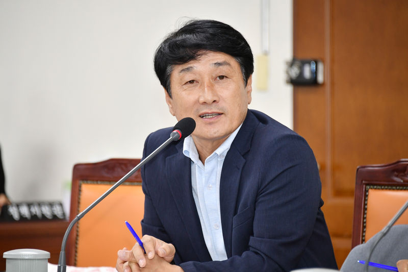 경남 여성 농업인, 그늘 벗어날까…조례안 통과